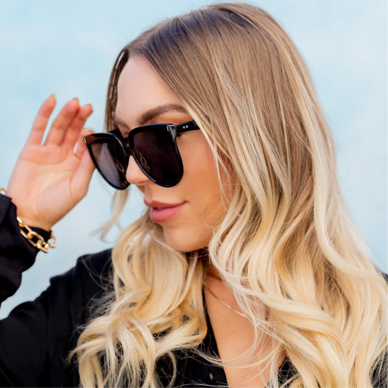 Annabelle Oversized Envy Sunglasses
