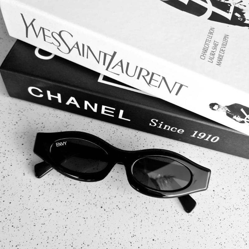 NEW Vintage Edge Envy Sunglasses