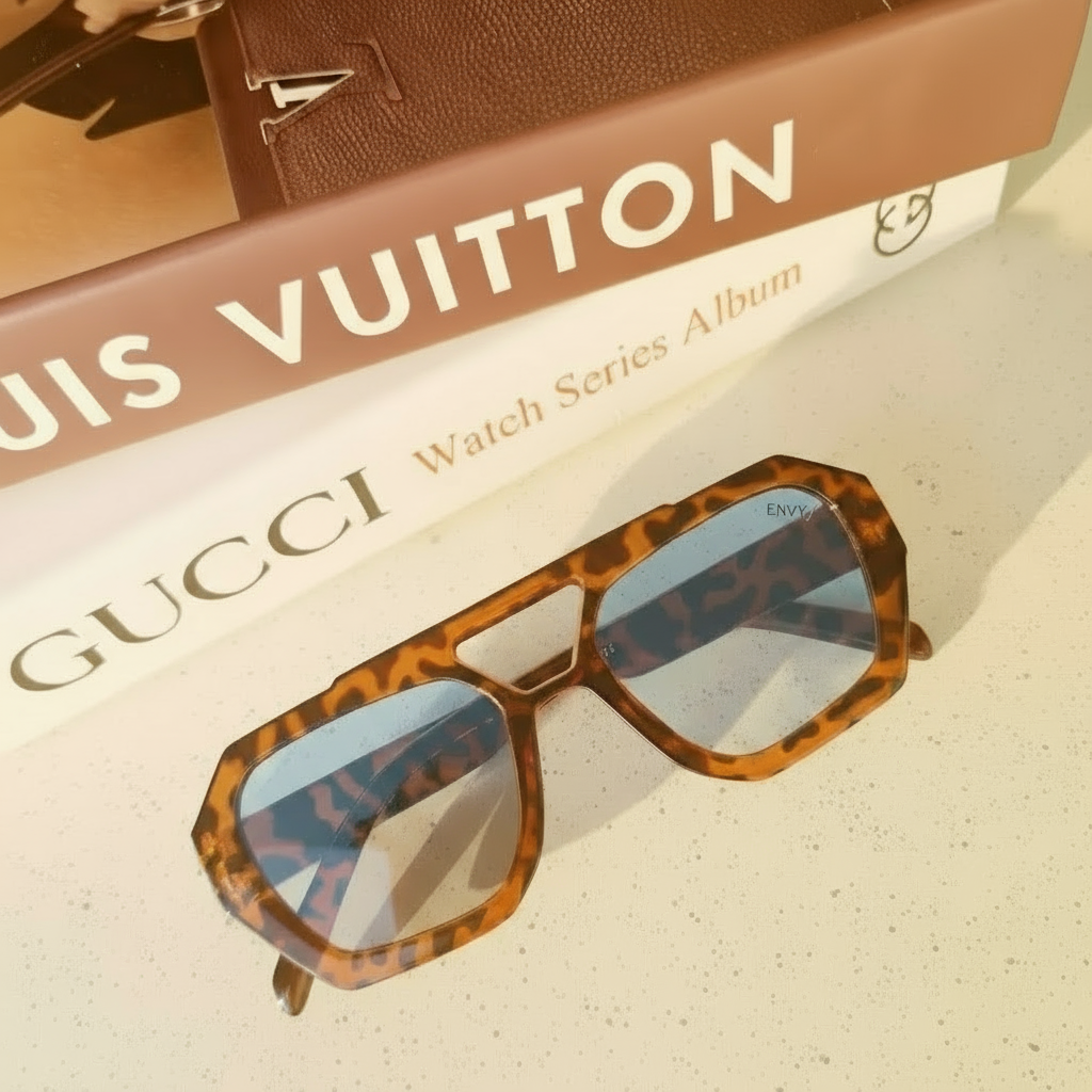 NEW Leopard Aura Envy Sunglasses