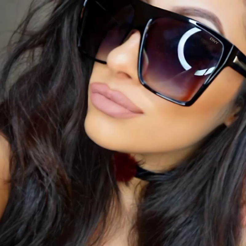 Sachi Oversized Envy Sunglasses